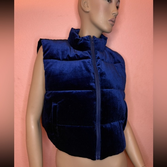 Windsor Navy Velvet Puffer Vest | NWT | Size Small | Cozy Chic - Picture 7 of 11